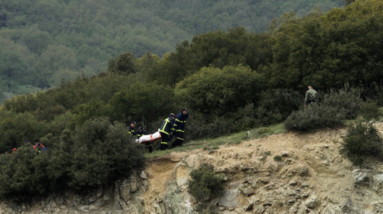 Θρήνος στη Λάρισα που μεταφέρθηκαν οι σοροί των 4 στρατιωτικών