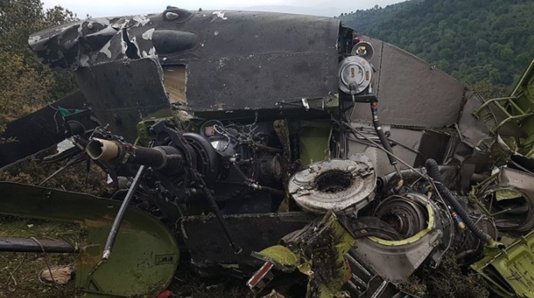 Τα κυριότερα σενάρια για τη συντριβή του ελικοπτέρου