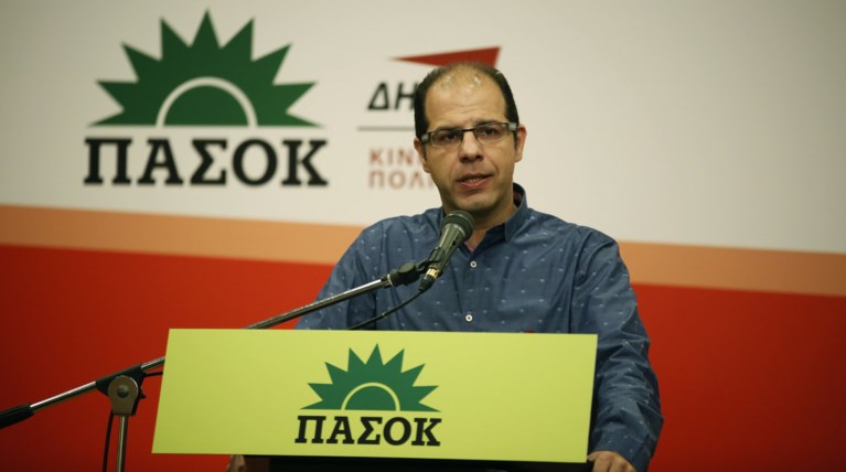 Νέες βολές από τον γραμματέα του ΠΑΣΟΚ κατά της Γεννηματά