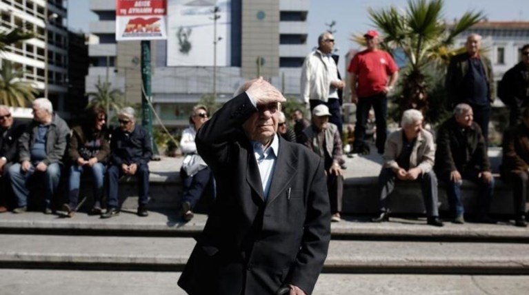 Οι συνταξιούχοι των 1.000 - 1.300 ευρώ θα πληρώσουν τη ...νύφη