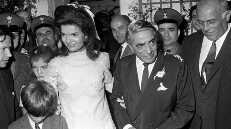 Τζάκι-Ωνάσης: Η επί χρόνια βοηθός της αποκαλύπτει προσωπικές στιγμές τους