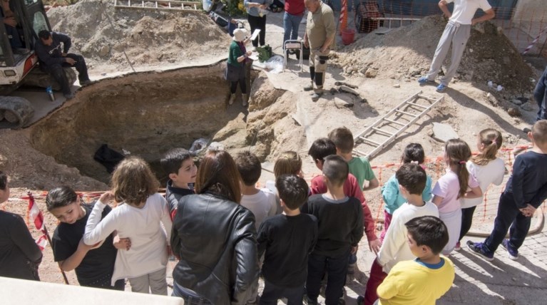 Ανακάλυψη κτερισμένου θαλαμωτού τάφου των ύστερων μυκηναϊκών χρόνων