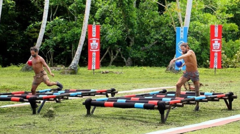 Survivor: Ποιος παίκτης επέλεξε ειδικά ρούχα και για ποιο λόγο