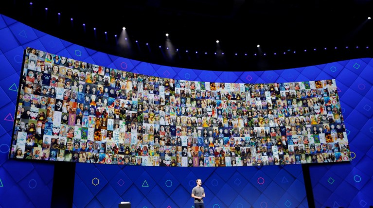 2 δισεκατομμύρια άνθρωποι οι χρήστες του facebook!