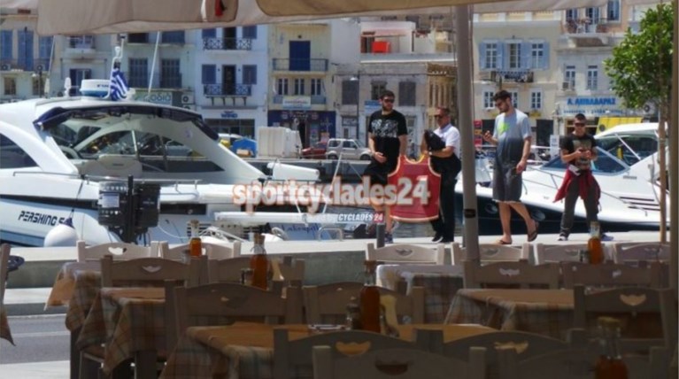 Οι βόλτες Πρίντεζη, Παπαπέτρου και Παπανικολάου στη Σύρο -vid