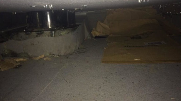 Διακινητές έβαζαν μετανάστες σε κρύπτες για να τους μεταφέρουν στην Ιταλία