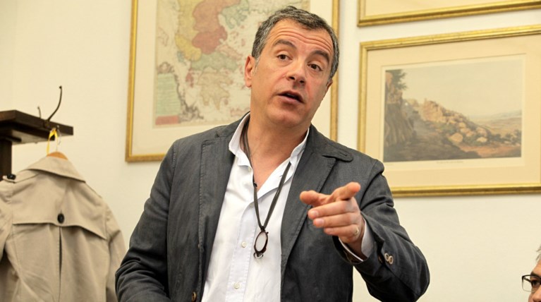 Μύδροι Σταύρου Θεοδωράκη κατά ΕΡΤ: Φασίστας ή ανόητος;