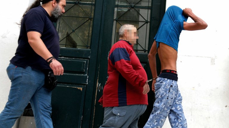 Βιασμός στη Δάφνη:Γιούχαραν άγρια τον 52χρονο στην Ευελπίδων