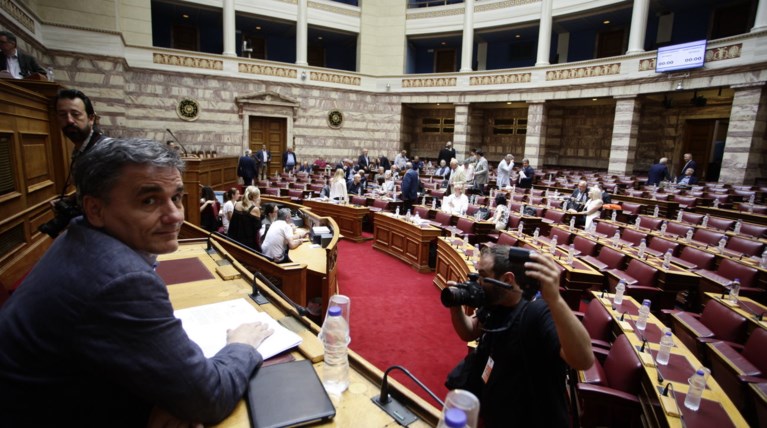 «Πάγος» στους βουλευτές του ΣΥΡΙΖΑ, γρίφος ο Τσακαλώτος