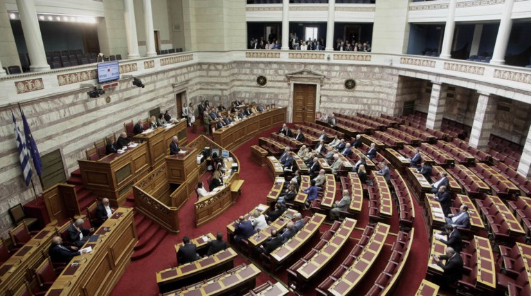 Ξεκινάει η μάχη για τα νέα μέτρα στη Βουλή - Ψηφίζονται την Πέμπτη
