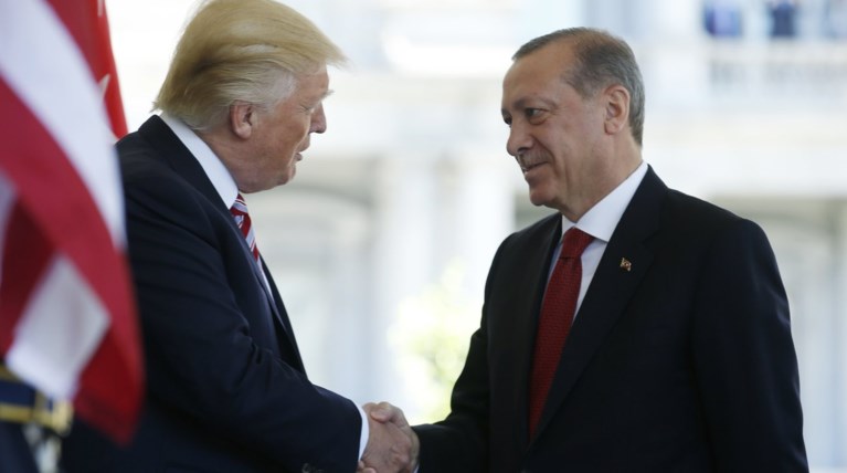 Ο Τραμπ και οι μπίζνες με τον Ερντογάν για τους εξοπλισμούς