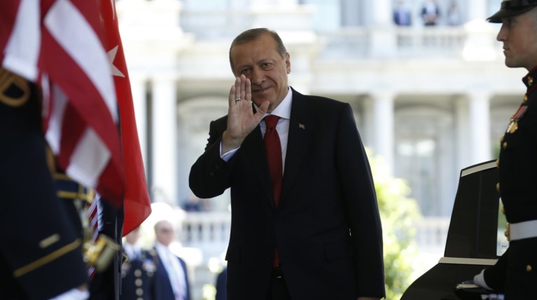 Νέες διώξεις από τον Ερντογάν: Στη φυλακή ο εκδότης της Sozcu
