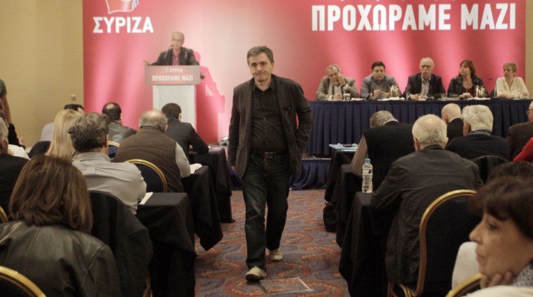 Αφού ψήφισαν τα μέτρα οι 53 ζητούν τώρα...αριστερή στροφή