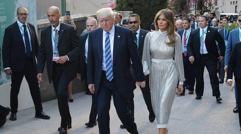 H Μελάνια δεν γλίτωσε από την «αρπαγή» του Τραμπ