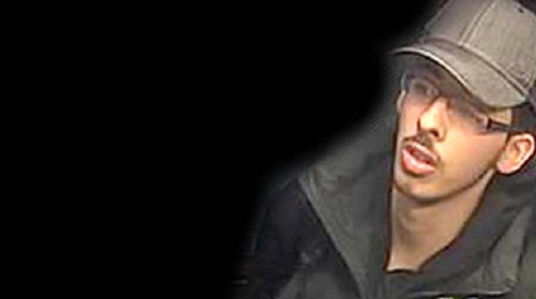 Ο μακελάρης του Μάντσεστερ πηγαίνει να ανατιναχθεί! Νέες φωτό (ΒΙΝΤΕΟ)