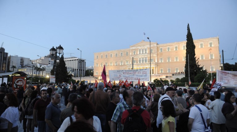 Δημοσκόπηση ΠΑΜΑΚ: «Σκληρό» μνημόνιο τα νέα μέτρα λέει το 78% των Ελλήνων
