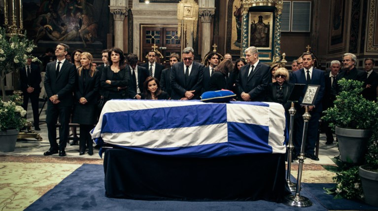 Με λαϊκό προσκύνημα το τελευταίο αντίο στον Κ. Μητσοτάκη