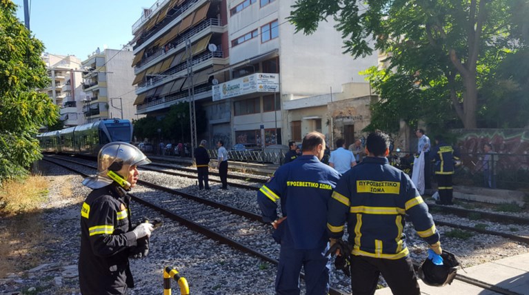 Τρένο παρέσυρε και σκότωσε μία γυναίκα στην Αγίου Μελετίου