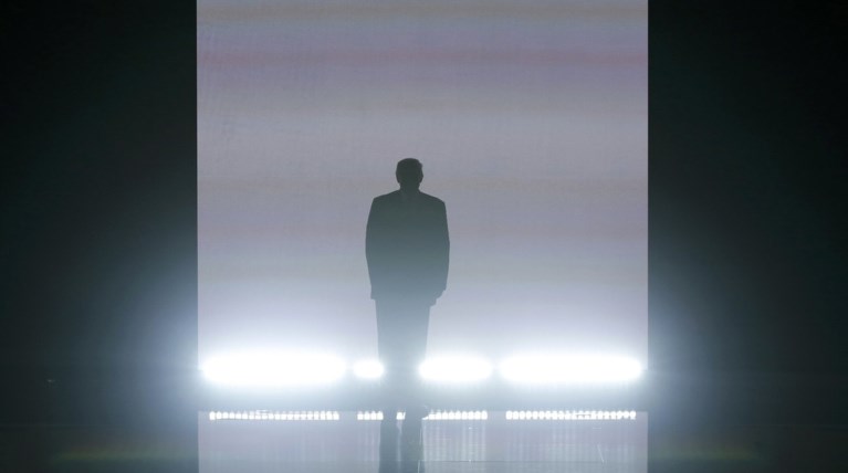 O Τραμπ ρίχνει τις ΗΠΑ στην απομόνωση-Η ρήξη με τη Δύση