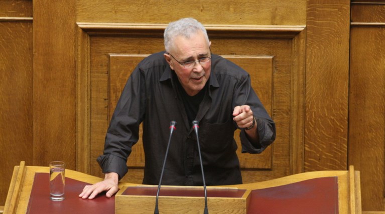 Ζουράρις: Μόνο 2-3 εκατ. Ελλήνων στο πεζοδρόμιο μπορούν να μας ρίξουν