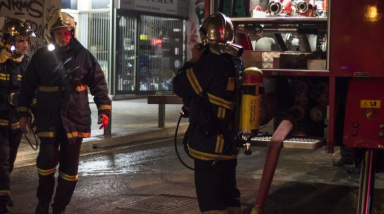 Πυρκαγιά σε αποθήκη ξυλείας στη Νέα Φιλαδέλφεια