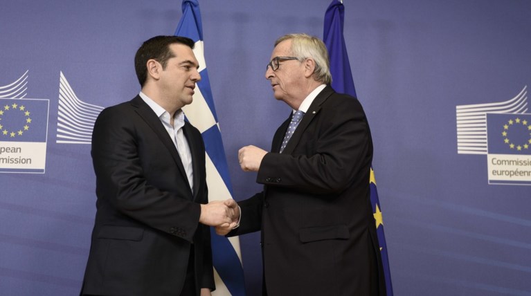Και η Κομισιόν «στέλνει» την ελάφρυνση του χρέους μετά το 2018