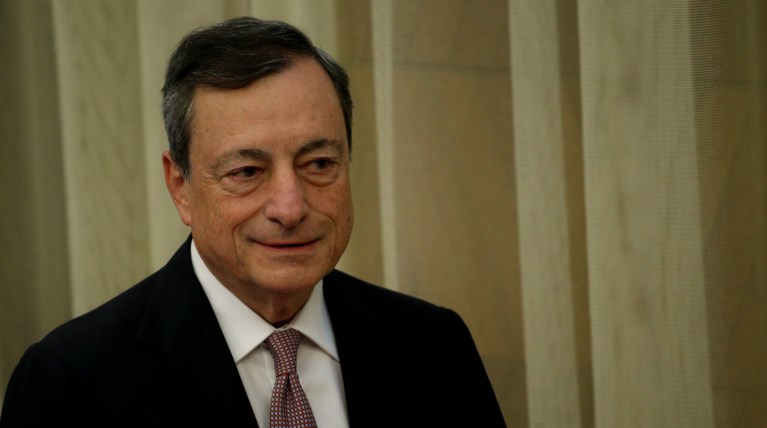 Ενέσεις «αισιοδοξίας» από Ντράγκι για το QE