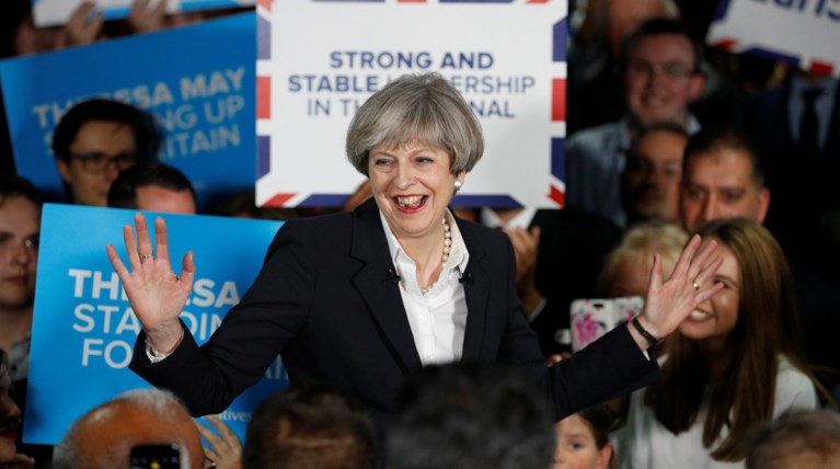 Μέι σε Μέρκελ: Οι διαπραγματεύσεις για το Brexit ξεκινούν σε δύο εβδομάδες