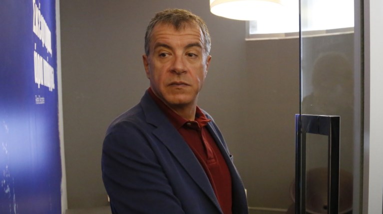 Το tweet του Θεοδωράκη από τη Χίο την ώρα του σεισμού