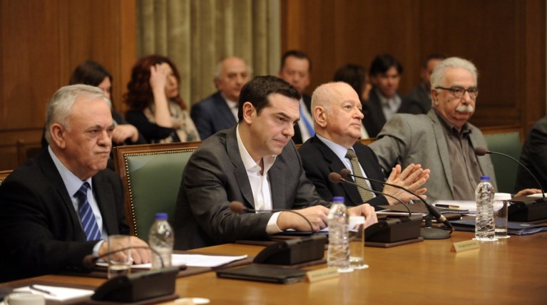 Τα μηνύματα στον Τσίπρα για χρέος και QE πριν το Eurogroup