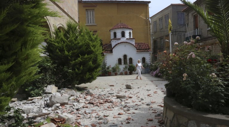 Δήμος Λέσβου:Το τηλέφωνο & τα social media που μπορούν να καλούν οι πολίτες