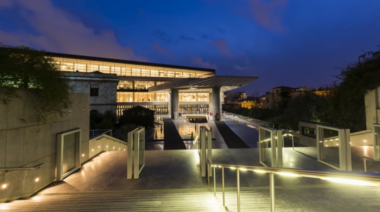 Ο Κ. Κατζουράκης και ο Μ. Κορρές στο ΔΣ του Μουσείου Ακρόπολης