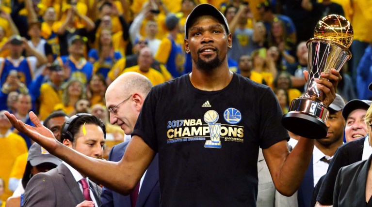Οι Γκόλντεν Στέιτ Ουόριορς πρωταθλητές του NBA
