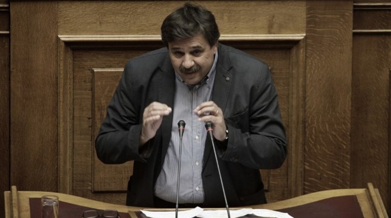 Παραδέχεται τον "εργασιακό μεσαίωνα" στην Υγεία ο υπουργός
