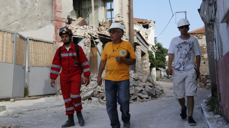 Νέα ειδικά κλιμάκια μηχανικών στη Λέσβο την Τετάρτη