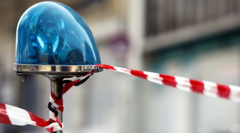 Αδέσποτη σφαίρα χτύπησε αυτοκίνητο εν κινήσει στην Κρήτη
