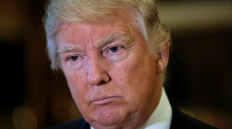 Για συνωμοσία και παρεμπόδιση δικαιοσύνης κατηγορεί ο Τραμπ τον Ομπάμα