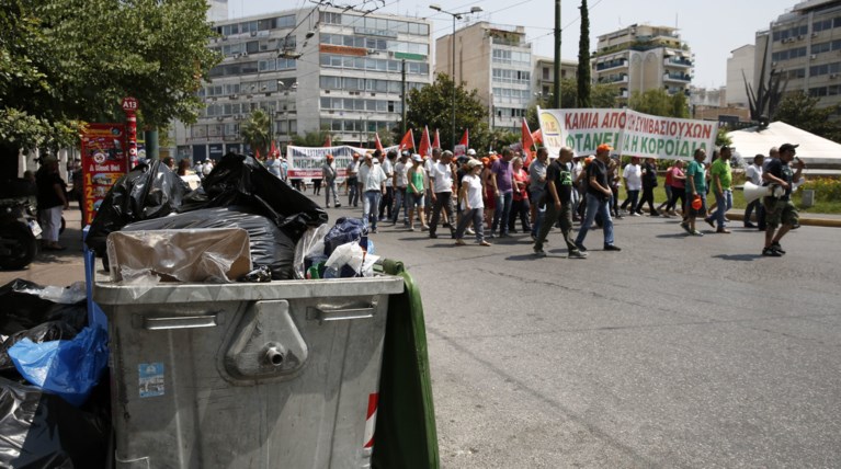 Σενάρια για επίταξη μετά από δικαστική απόφαση για τα σκουπίδια