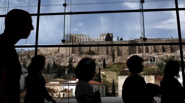 Σαφάρι κατασχέσεων: 730 την ημέρα για χρέη στην Εφορία