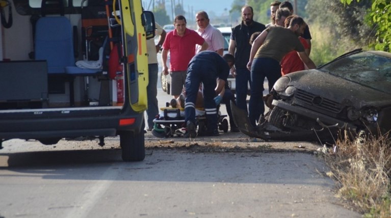 Σκοτώθηκε 29χρονη οδηγός σε τροχαίο στην Κορινθία