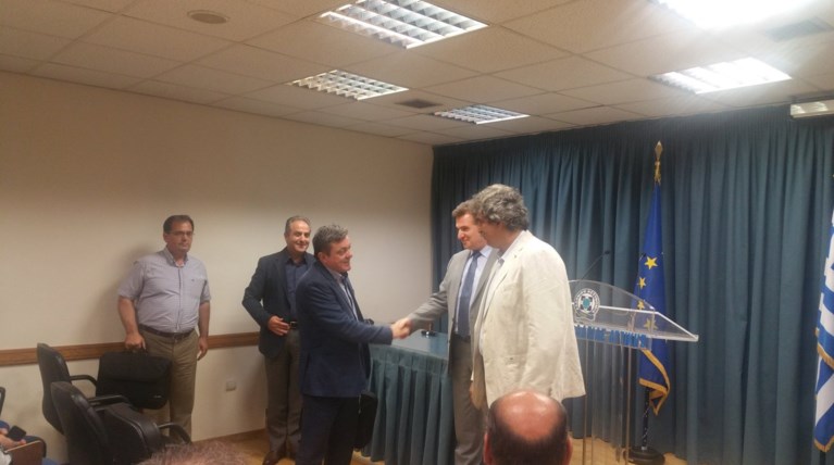 Φιέστα για την επιστροφή των κλεμμένων ιατρικών μηχανημάτων