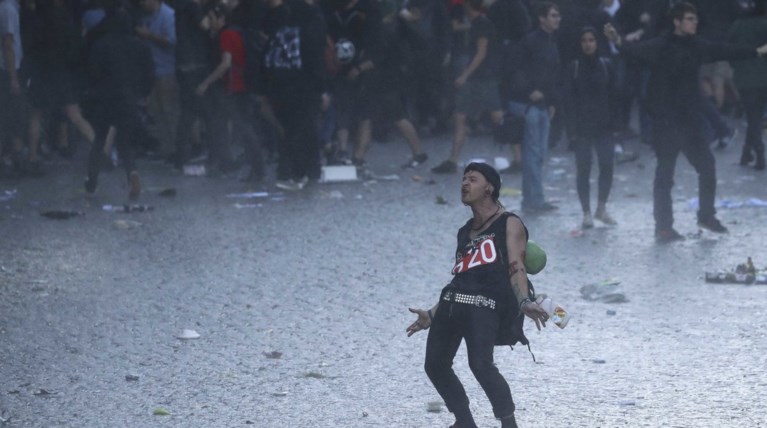 Welcome to hell: 100.000 διαδηλωτές... υποδέχονται την G20 [εικονες]