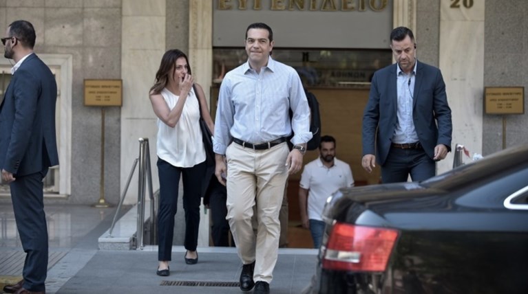 Οι ευχαριστίες Τσίπρα στο ιατρικό προσωπικό μέσω Twitter