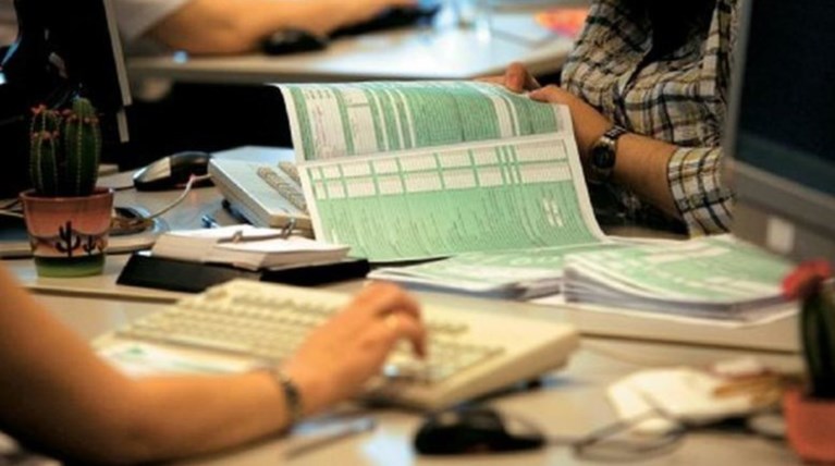 Νομοθετική ρύθμιση για την επιστροφή φόρων