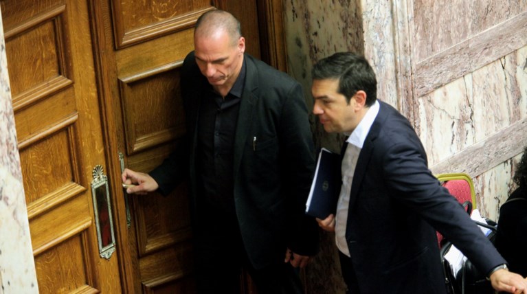 Θυέλλα αντιδράσεων για το Plan B'- Τι απαντά ο Bαρουφάκης