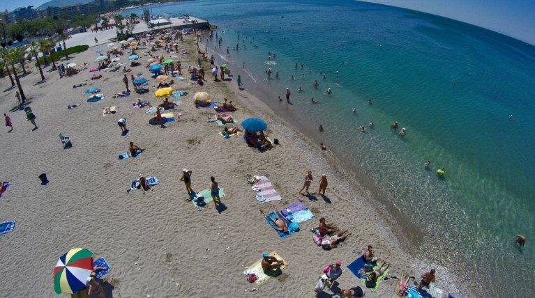 Υπουργείο Υγείας: Πού απαγορεύεται να κάνετε μπάνιο στην Αττική