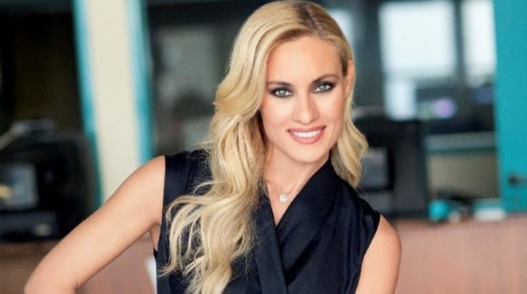 Ε. Μελέτη: Το πρόβλημα υγείας που την αναγκάζει να μασάει συνεχώς τσίχλα