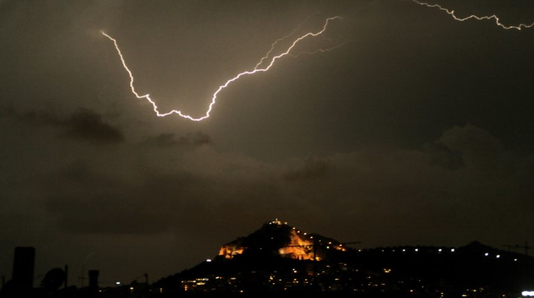 Στο έλεος της ''Μέδουσας'': Καταιγίδες, χαλάζι & χιόνια