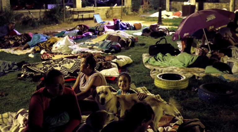 Σε αντίσκηνα τη νύχτα οι κάτοικοι της Κω - Τι λέει ο Ευ. Λέκκας