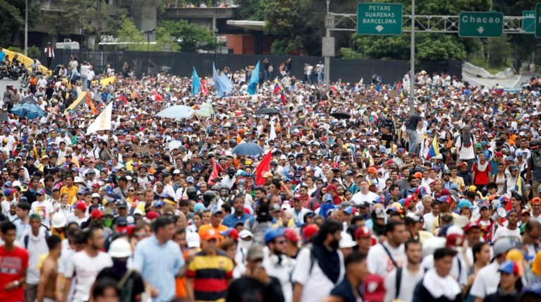 Απεργία Τετάρτη και Πέμπτη και διαδηλώσεις εναντίον του Μαδούρο